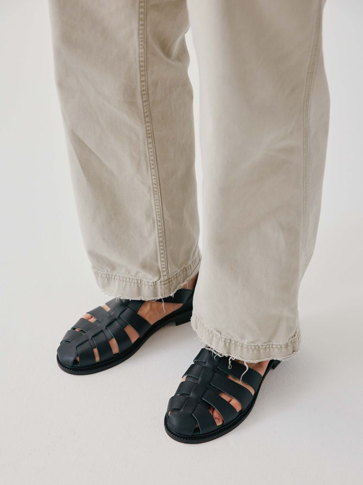 How to Choose the Perfect Fit for Men Sandals Shoes