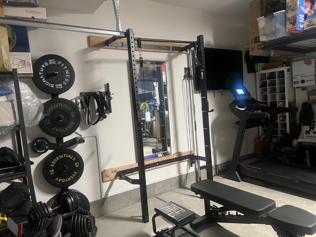 Should I Join a Gym Or Workout at Home Reddit