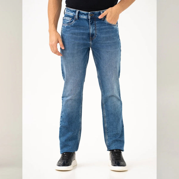 What are the Different Kind of Fits for Mens Jeans